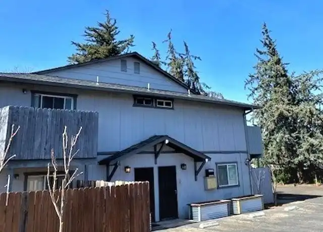 Property at 548 Hartnell Ave Unit 4, Redding, CA, 96002, 2 beds, 1.5 baths, [object Object]