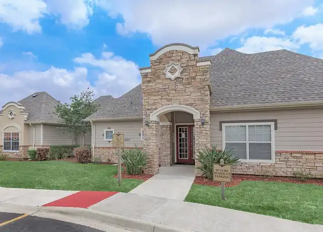 Property at 900 N 26th St Unit 128, McAllen, TX, 78501, 1 bed, 1 bath, [object Object]