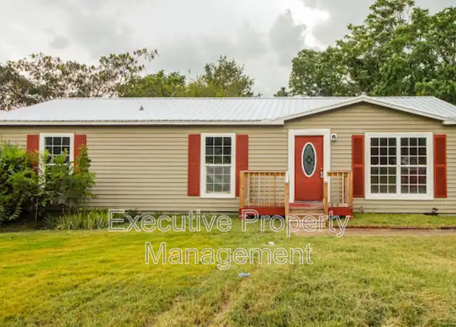 Property at 3008 Elmyra Dr, Birmingham, AL, 35221, 4 beds, 2 baths, [object Object]