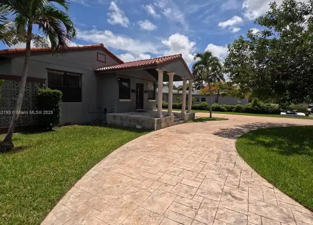 Property at 2518 Monroe St Unit 1-2, Hollywood, FL, 33020, 5 beds, 3 baths, [object Object]