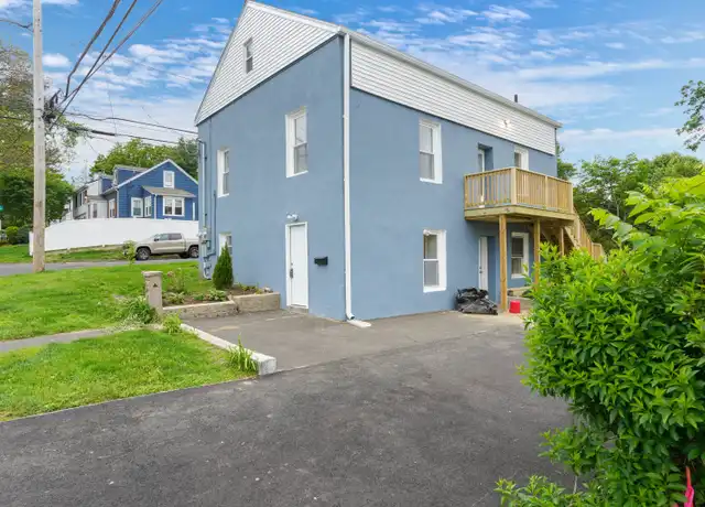Property at 86 Crane St, Fairfield, CT, 06825, 2 beds, 1 bath, [object Object]