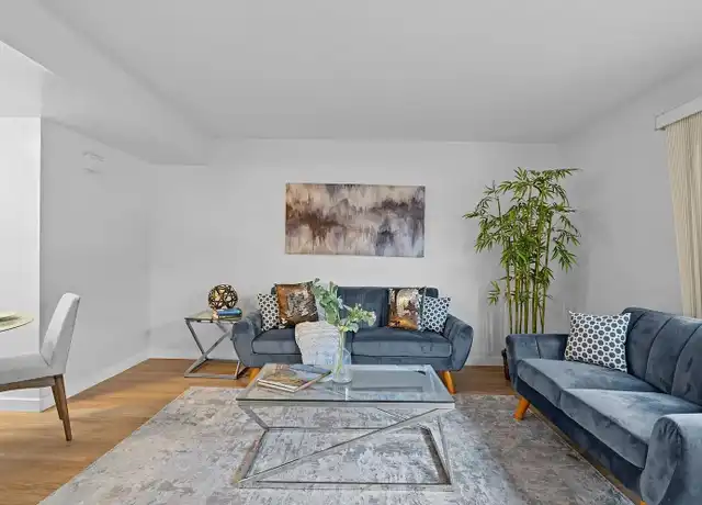 Property at 8461 Via Mallorca #23, La Jolla, CA, 92037, 1 bed, 1 bath, [object Object]