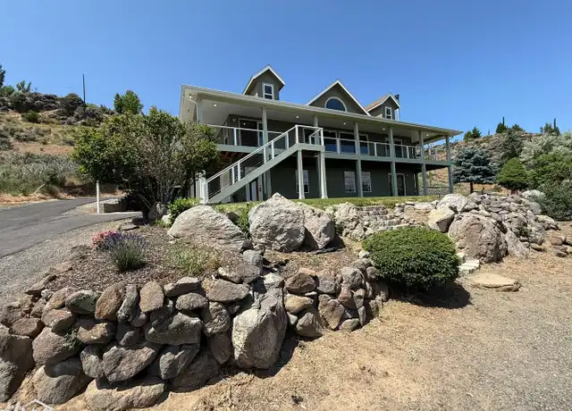 Property at 200 Orchard Dr, Naches, WA, 98937, 4 beds, 3 baths, [object Object]