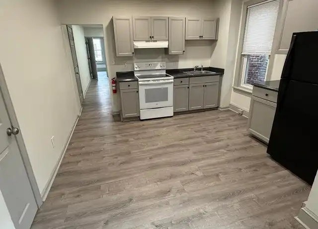 Property at 11 S Franklin St Unit 2, Pottstown, PA, 19464, 1 bed, 1 bath, [object Object]