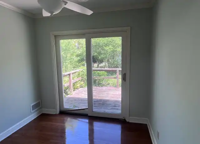 Property at 122 E Edgewater Dr, Charleston, SC, 29407, 3 beds, 2 baths, [object Object]