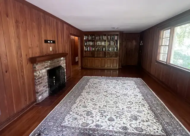 Property at 122 E Edgewater Dr, Charleston, SC, 29407, 3 beds, 2 baths, [object Object]