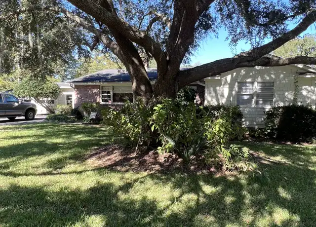 Property at 122 E Edgewater Dr, Charleston, SC, 29407, 3 beds, 2 baths, [object Object]