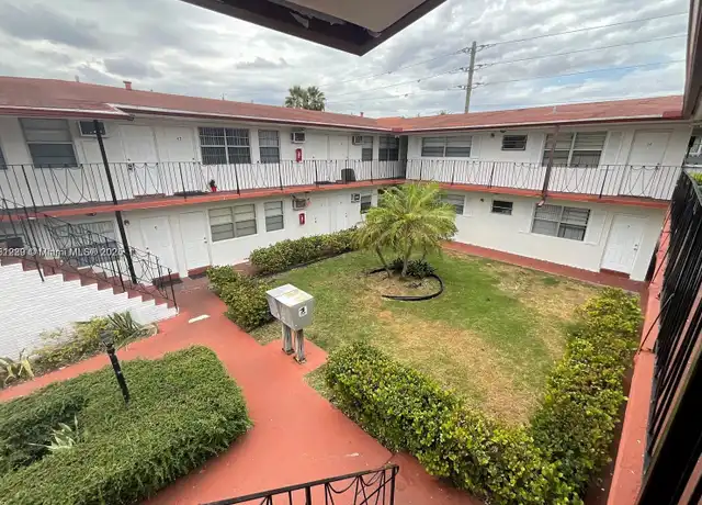 Property at 11605 Canal Dr Unit 2S, North Miami, FL, 33181, 2 beds, 1 bath, [object Object]