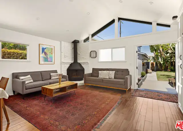 Property at 1089 Palms Blvd, Venice, CA, 90291, 4 beds, 3 baths, [object Object]