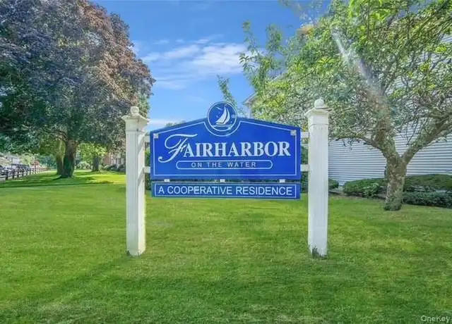 Property at 142 Fair Harbor Dr #142, Brookhaven, NY, 11772, 1 bed, 1 bath, [object Object]
