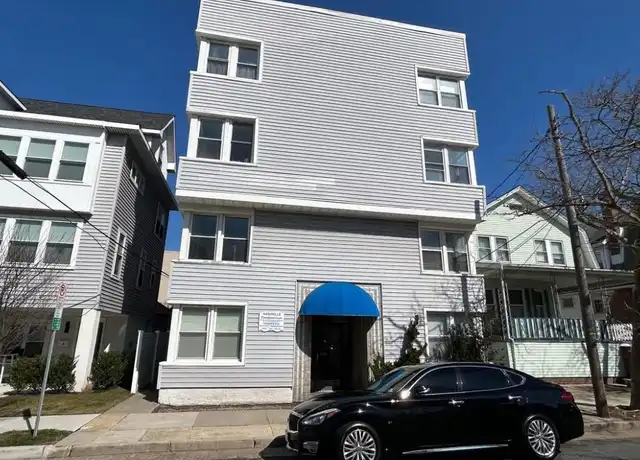 Property at 11 S Nashville Ave, Ventnor City, NJ, 08406, 1 bed, 1 bath, [object Object]