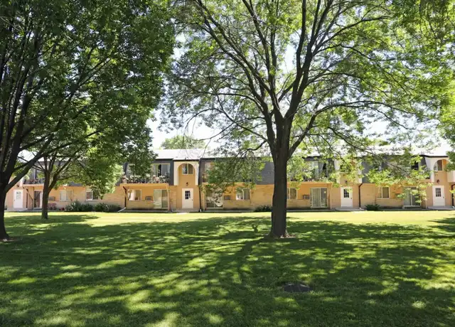 Property at 4340 S Nicholson Ave Unit 54, St Francis, WI, 53235, 1 bed, 1 bath, [object Object]