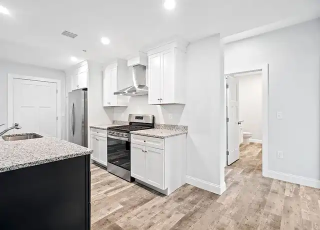 Property at Paul's Place - 2 Laurens Dr, South Berwick, ME, 03908, 3 beds, 2 baths, [object Object]