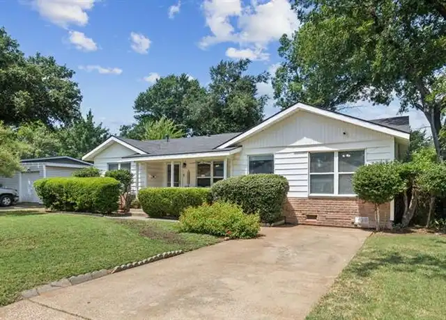 Property at 1310 Paxton Ave, Arlington, TX, 76013, 3 beds, 1 bath, [object Object]
