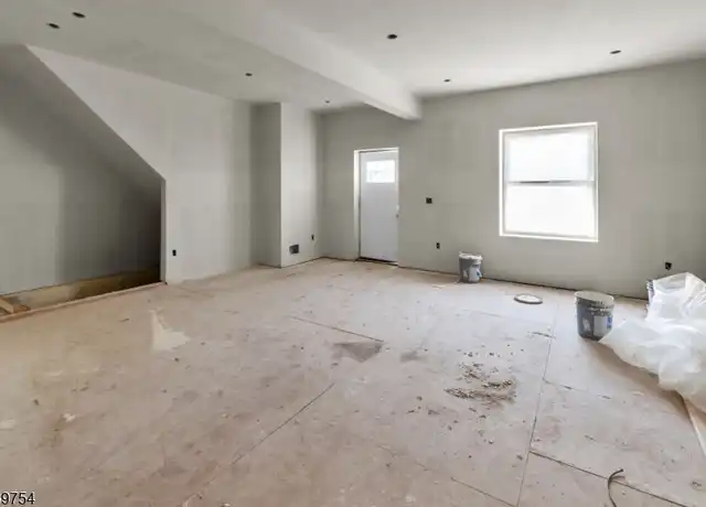Property at 61 N 7th St Unit 1, Newark, NJ, 07107, 3 beds, 2 baths, [object Object]