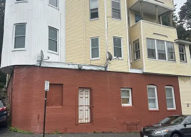 Property at 37 Rodney St Unit 2, Worcester, MA, 01605, 4 beds, 1 bath, [object Object]