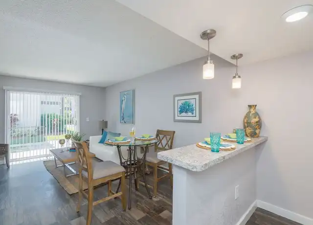 Property at 1426 Marathon Key Dr Unit 1402-206, Tampa, FL, 33612, 1 bed, 1 bath, [object Object]