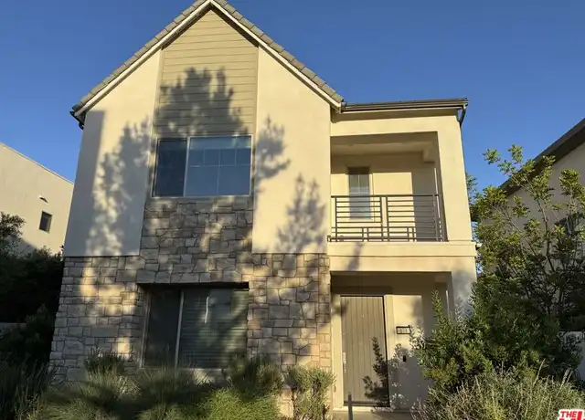 Property at 171 Scale, Irvine, CA, 92618, 3 beds, 2.5 baths, [object Object]
