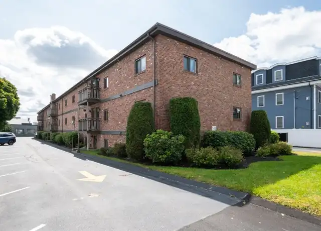 Property at 146 Willow St Unit 26, Waltham, MA, 02453, 2 beds, 1 bath, [object Object]
