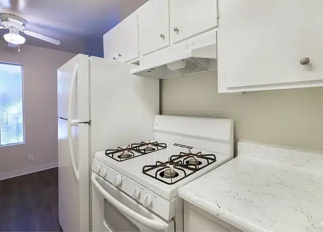 Property at Kingston Place - 3055 N Main St, Walnut Creek, CA, 94597, 2 beds, 1.5 baths, [object Object]