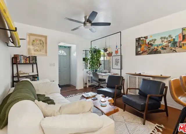 Property at 31 S Venice Blvd Unit 31, Venice, CA, 90291, 1 bed, 1 bath, [object Object]