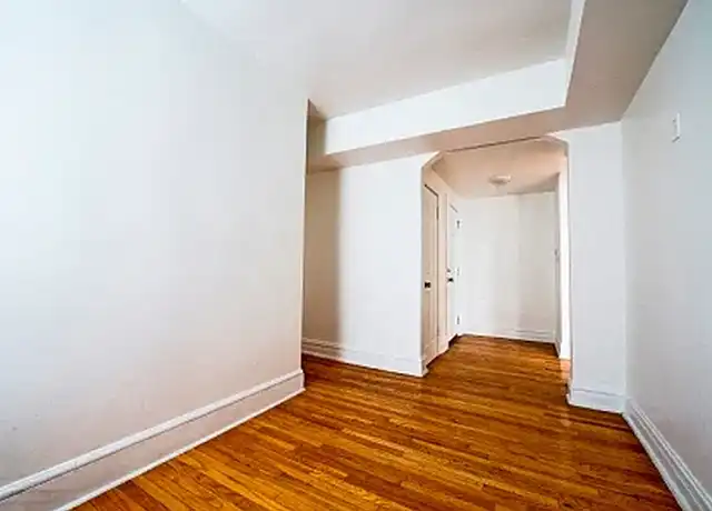 Property at 6933 S Indiana Ave, Chicago, IL, 60637, 1 bed, 1 bath, [object Object]