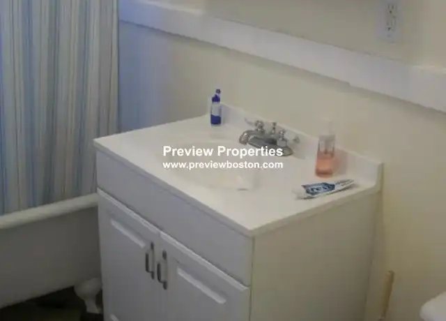 Property at 879 Beacon St Unit 12P, Boston, MA, 02215, 2 beds, 1 bath, [object Object]