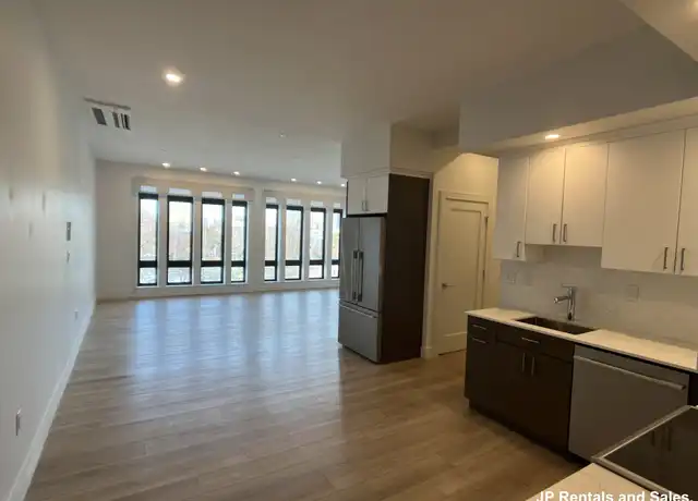 Property at 1950 Washington St Unit 3D, Boston, MA, 02118, 2 beds, 2 baths, [object Object]