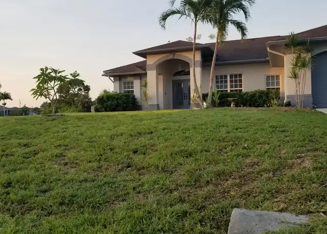 Property at 844 SW 18th St, Cape Coral, FL, 33991, 4 beds, 2 baths, [object Object]