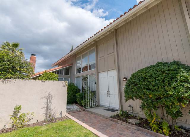 Photo of 1074 Elfstone Ct, Westlake Village, CA 91361