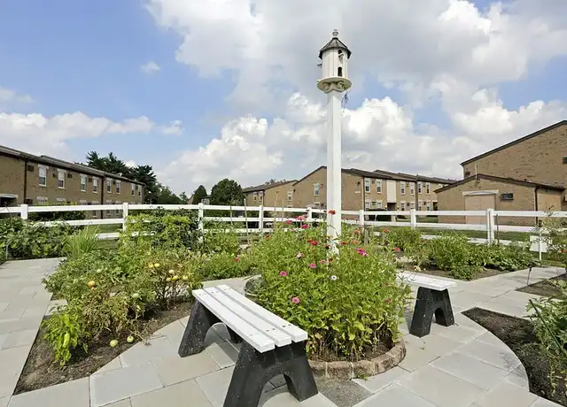 Property at Willow Shores - 4065 Harbour Dr, Palmyra, NJ, 08065, 2 beds, 1 bath, [object Object]
