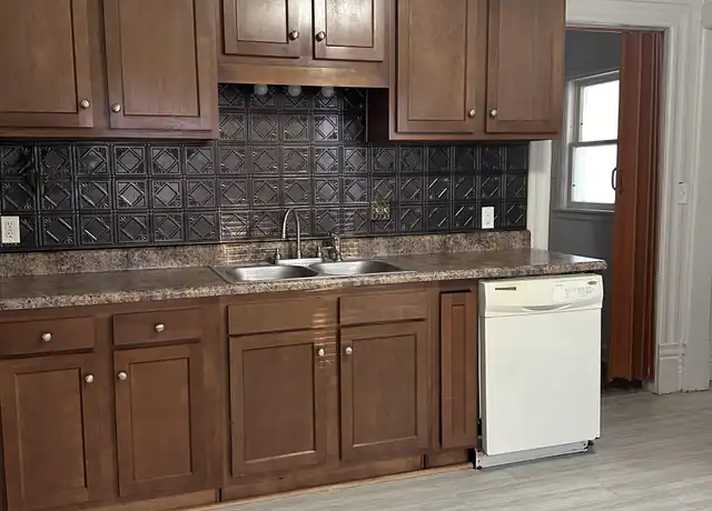 Property at 200 E Joy St Unit 1, Red Oak, IA, 51566, 2 beds, 1 bath, [object Object]