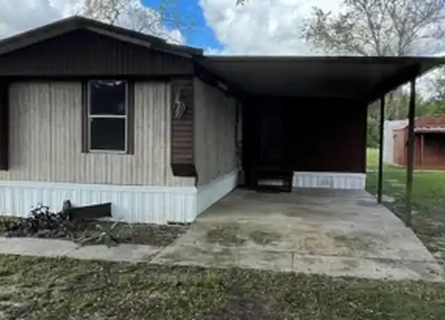Property at 215 Milton Ave, Interlachen, FL, 32148, 3 beds, 2 baths, [object Object]