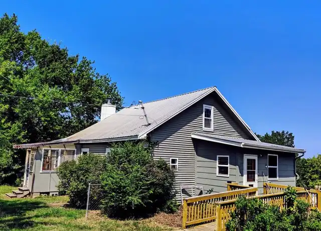 Property at 14894 Trammel Mountain Rd, Elkins, AR, 72727, 4 beds, 1 bath, [object Object]