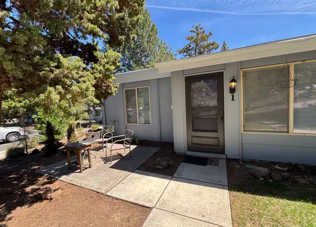 Property at 1700 NE Wells Acres Rd, Bend, OR, 97701, 2 beds, 1 bath, [object Object]
