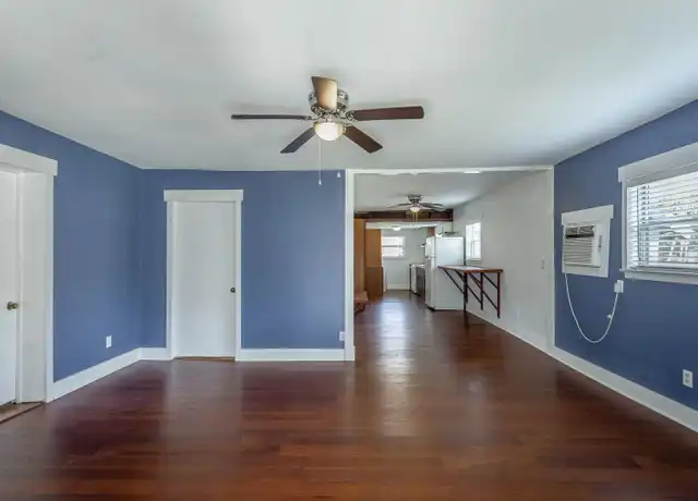 Property at 1803 S Lyerly St Unit Main House, Chattanooga, TN, 37404, 2 beds, 1 bath, [object Object]