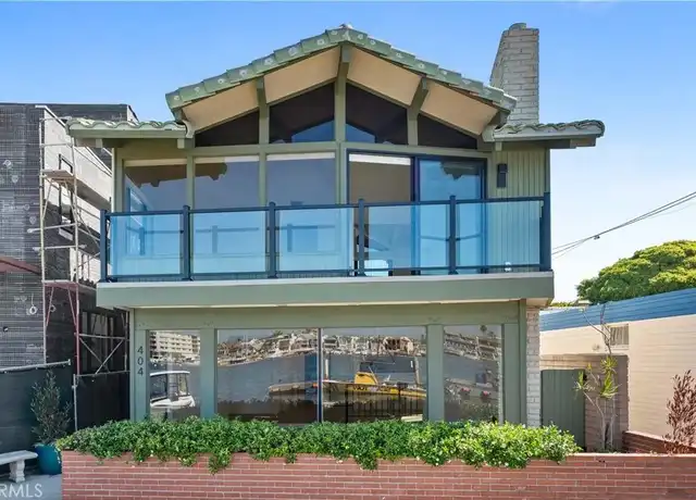 Property at 404 S Bay Front, Newport Beach, CA, 92662, 4 beds, 2 baths, [object Object]