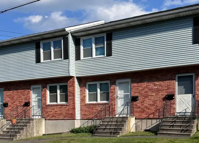 Property at 9 America St, Waterbury, CT, 06708, 2 beds, 1.5 baths, [object Object]