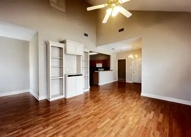 Property at 710 E Boyd Dr #1008, Baton Rouge, LA, 70808, 3 beds, 2 baths, [object Object]