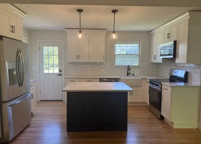 Property at 408 Hut Hill Rd, Bridgewater, CT, 06752, 4 beds, 2.5 baths, [object Object]