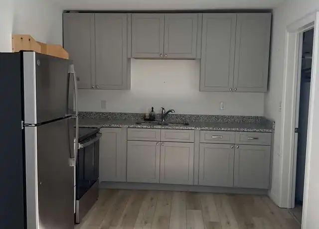 Property at 383 Cherrydale Ave, Front Royal, VA, 22630, 2 beds, 1 bath, [object Object]