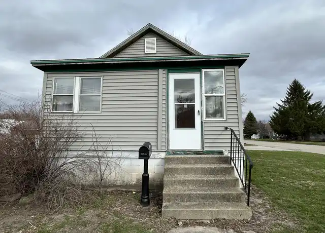 Property at 25 S 3rd St, Sebewaing, MI, 48759, 2 beds, 1 bath, [object Object]