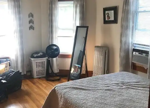Property at 364 Crescent St, Waltham, MA, 02453, 2 beds, 1 bath, [object Object]