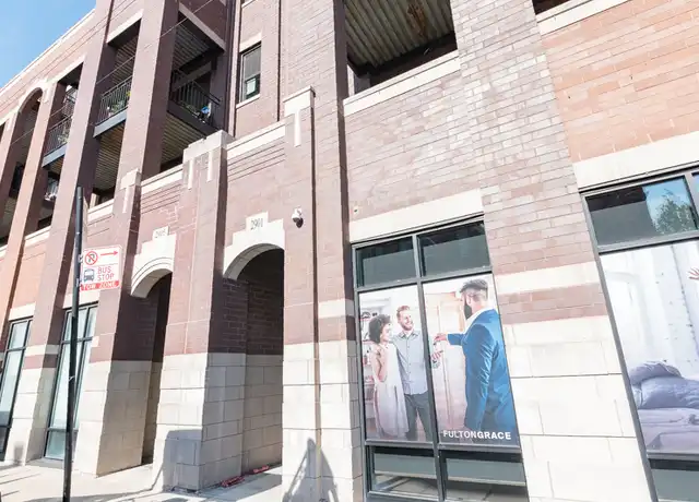 Property at 2901 N Halsted St #303, Chicago, IL, 60657, 3 beds, 2 baths, [object Object]