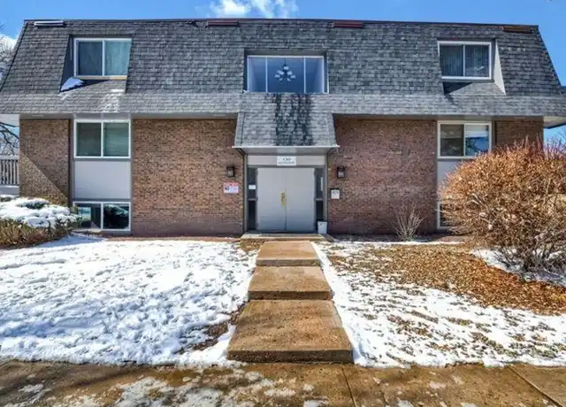Property at 130 E Highline Cir, Littleton, CO, 80122, 2 beds, 2 baths, [object Object]