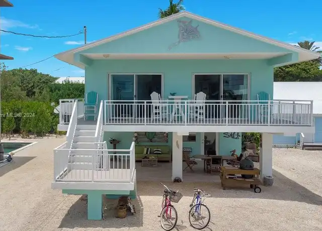 Property at 246 Tavernier Dr Unit 1, Tavernier, FL, 33070, 3 beds, 2 baths, [object Object]