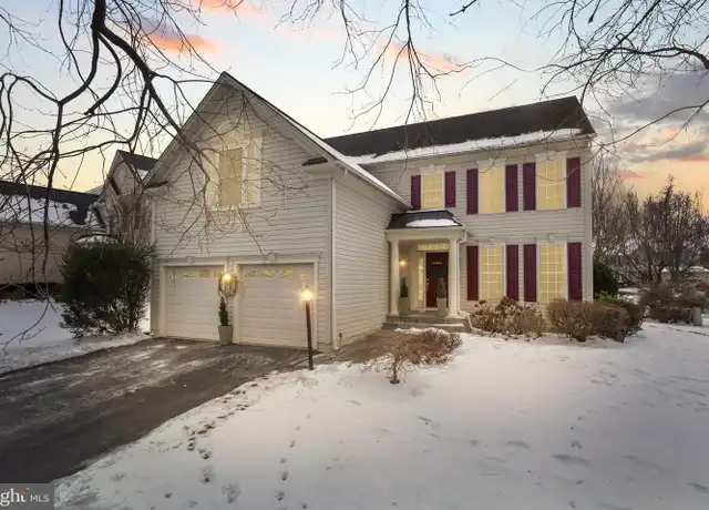 Property at 47627 Rhyolite Pl, Sterling, VA, 20165, 4 beds, 3.5 baths, [object Object]
