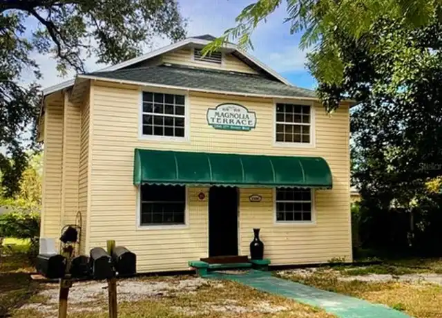 Property at 1306 17th St W #1, Bradenton, FL, 34205, 2 beds, 1 bath, [object Object]