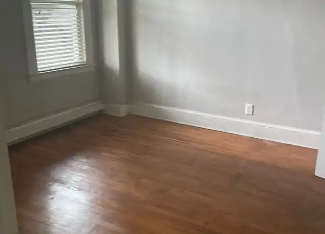 Property at 16 Evergreen Ave, Hartford, CT, 06105, 1 bed, 1 bath, [object Object]