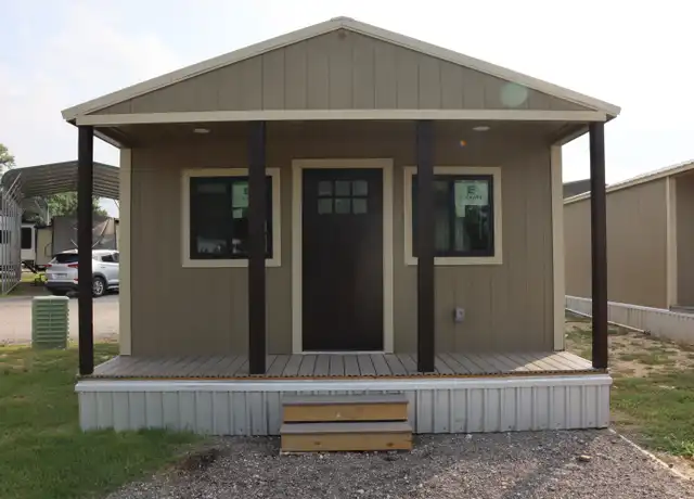 Property at 801 Silver Creek Azle Rd, Azle, TX, 76020, 1 bed, 1 bath, [object Object]